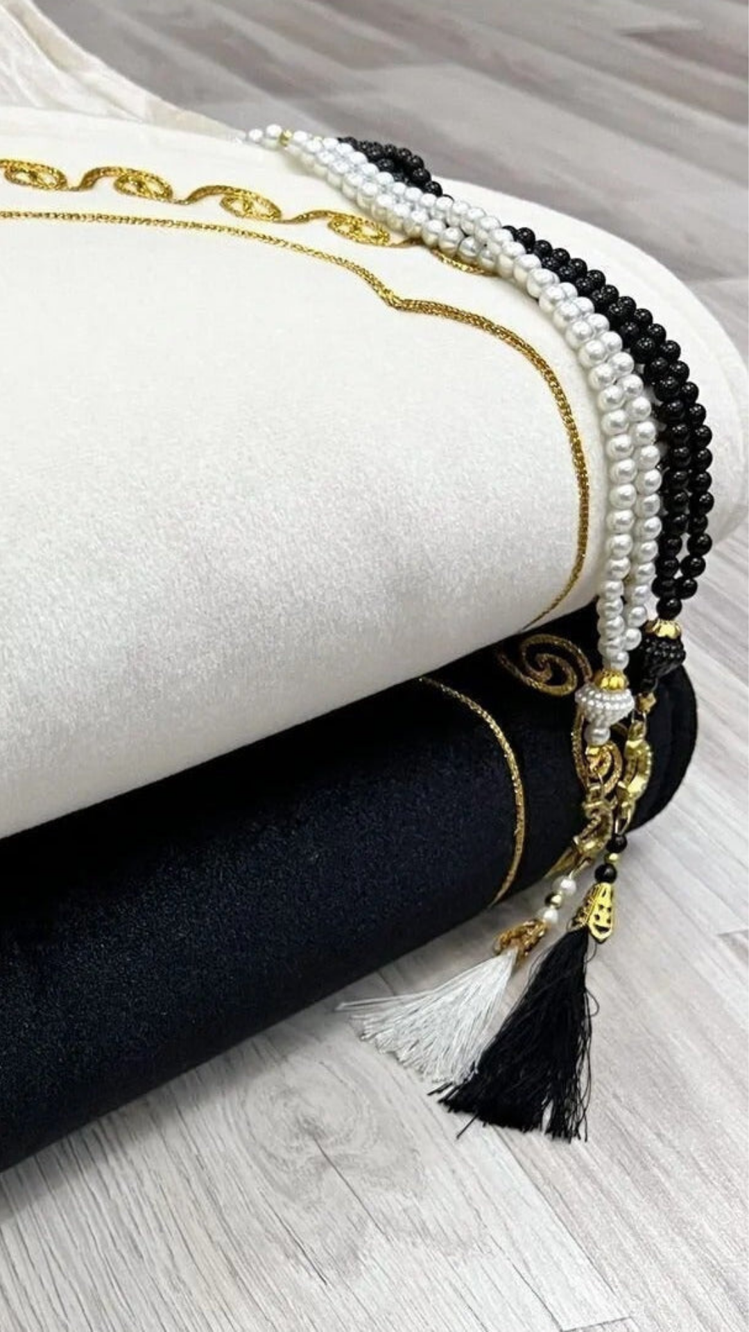 Premium Kalpli Seccade İşlemeli Kabartmalı